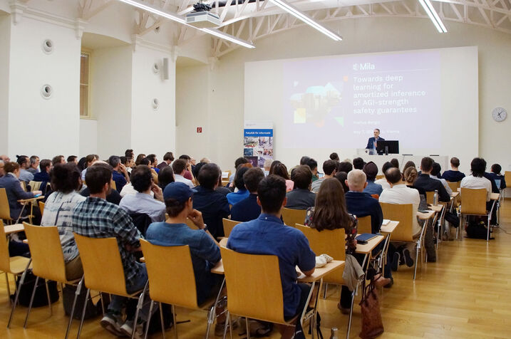 Dean Wilfried Gansterer in the BIG Hörsaal lecture hall