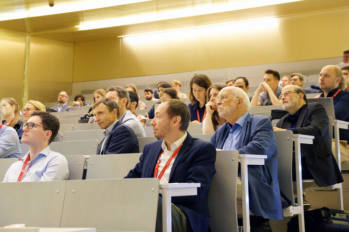 Participants of the ACSD in the lecture hall.