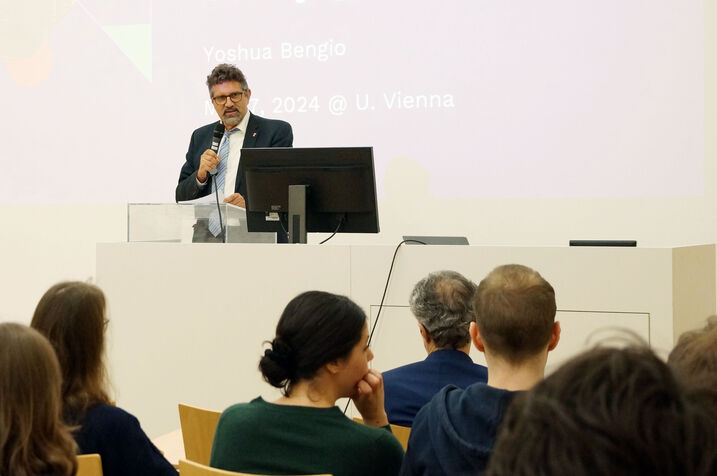 Prof. Torsten Möller